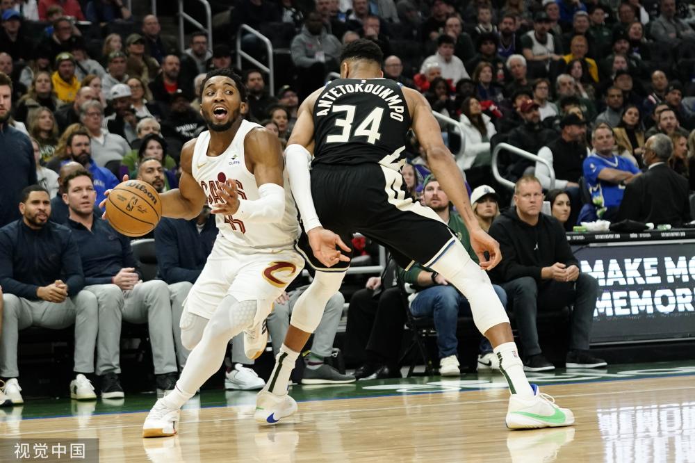 的表现尤为 的表现尤为