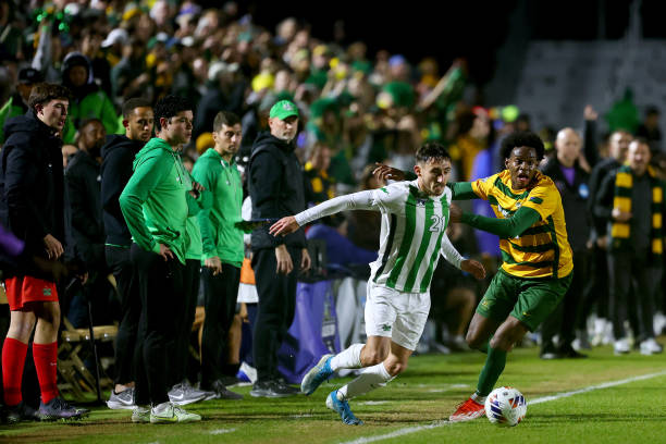 也暴露了邊 也暴露了邊