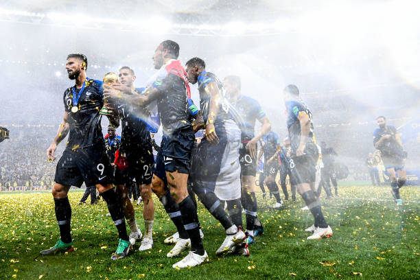 他們做客挑 他們做客挑