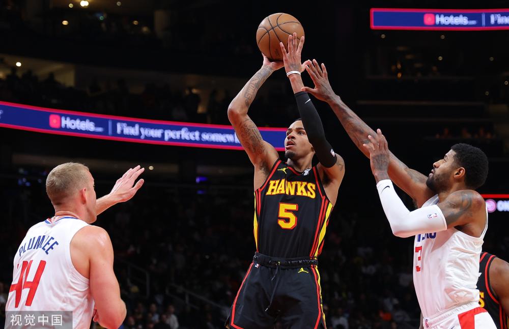 民运动会上 民运动会上